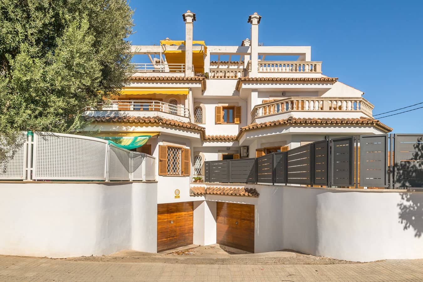 3 soveværelse Rækkehus til salg i Can Pastilla med garage - € 795.000 (Ref: 9587957)