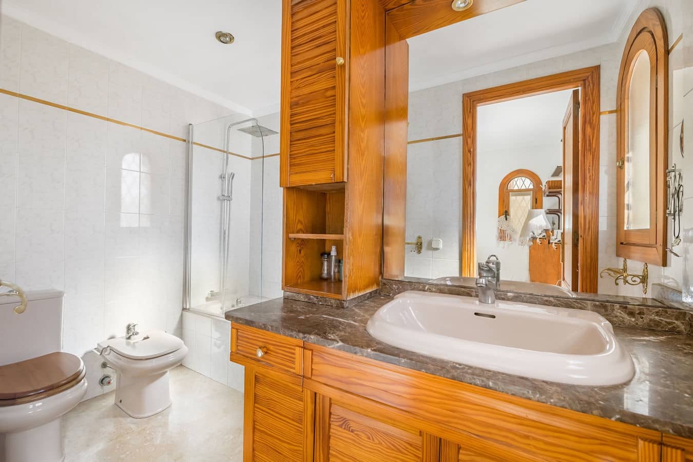 3 soveværelse Rækkehus til salg i Can Pastilla med garage - € 795.000 (Ref: 9587957)