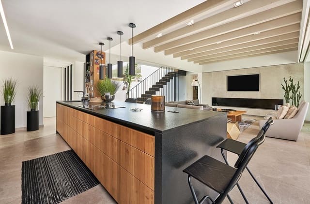 3 soveværelse Villa til salg i Andratx med swimmingpool garage - € 3.800.000 (Ref: 9587960)