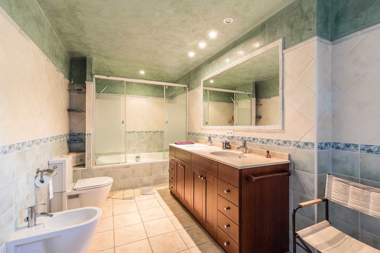 5 chambre Finca/Maison de Campagne à vendre à Santa Maria del Cami avec piscine garage - 2 000 000 € (Ref: 9587962)