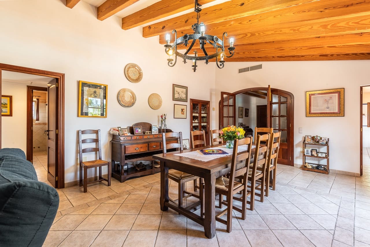 5 chambre Finca/Maison de Campagne à vendre à Santa Maria del Cami avec piscine garage - 2 000 000 € (Ref: 9587962)