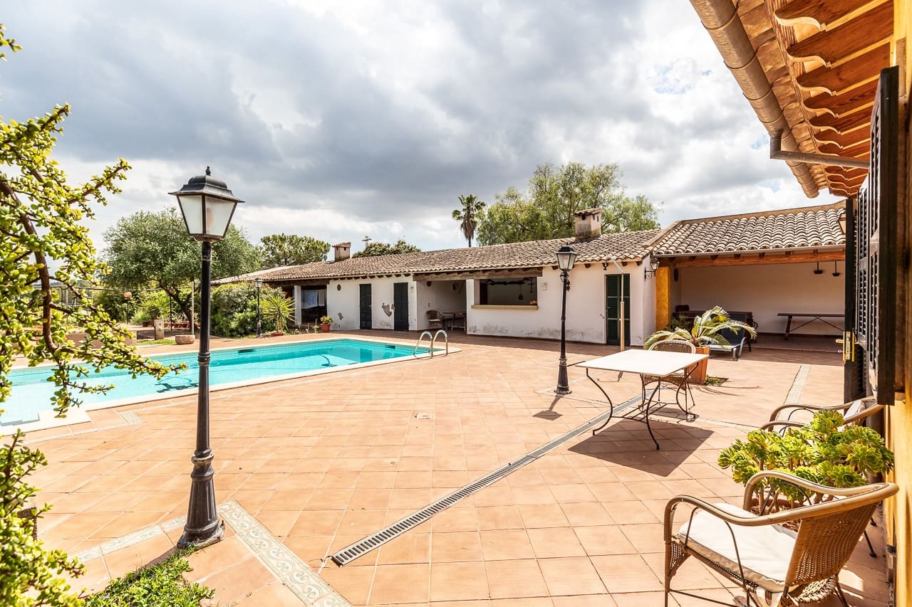 5 chambre Finca/Maison de Campagne à vendre à Santa Maria del Cami avec piscine garage - 2 000 000 € (Ref: 9587962)