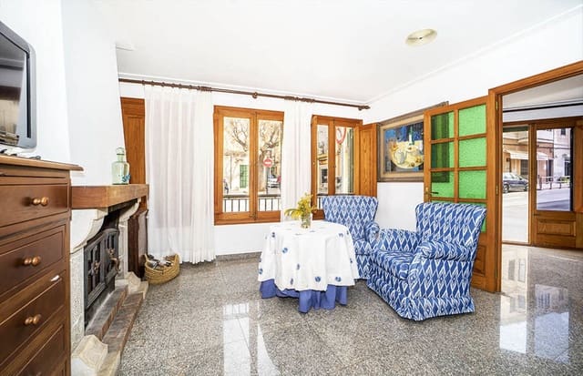 Casa de 8 habitaciones en Muro en venta con garaje - 1.171.000 € (Ref: 9588296)