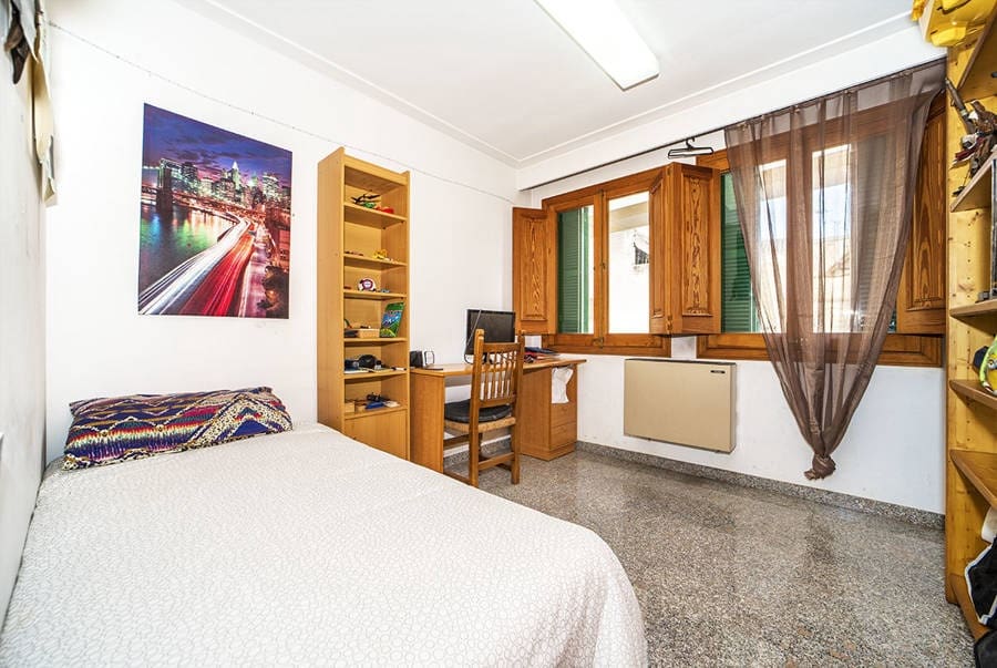 8 bedroom Townhouse for sale in Muro with garage - € 1,171,000 (Ref: 9588296)