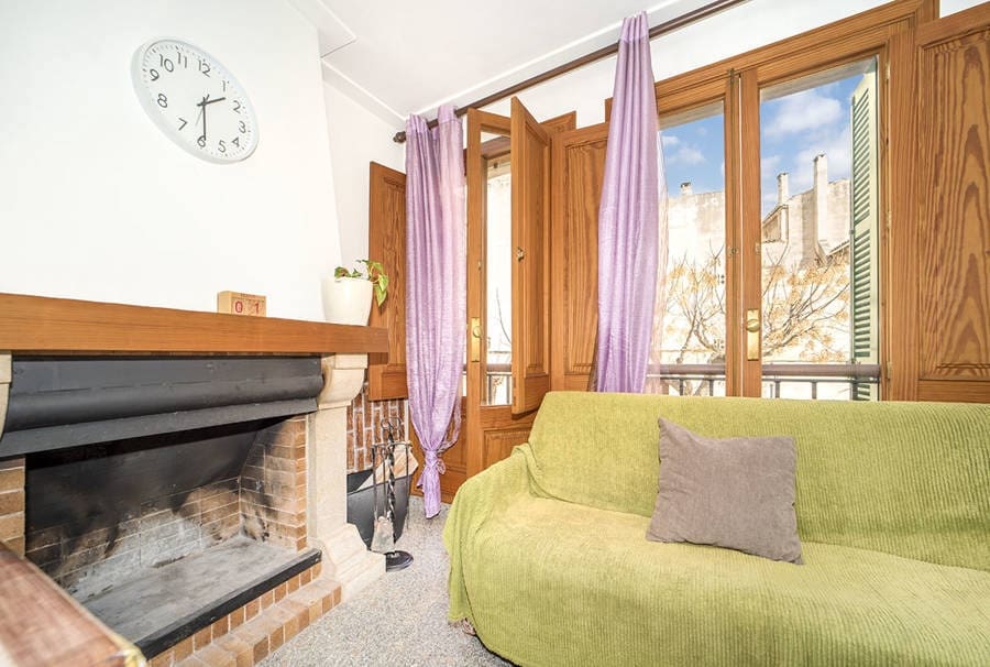 8 bedroom Townhouse for sale in Muro with garage - € 1,171,000 (Ref: 9588296)