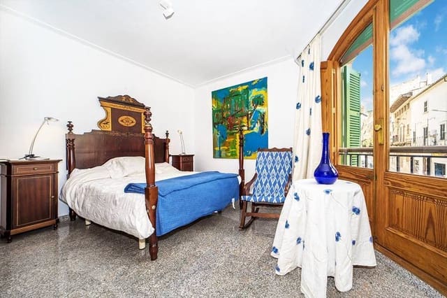 Casa de 8 habitaciones en Muro en venta con garaje - 1.171.000 € (Ref: 9588296)