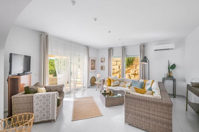 Apartamento de 3 habitaciones en Portocolom, Felanitx en venta con piscina - 880.000 € (Ref: 9588297)