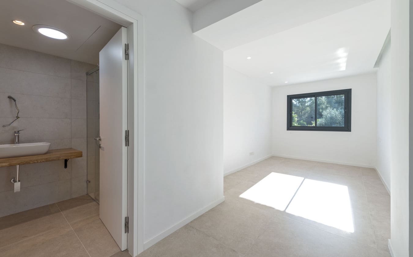 6 slaapkamer Villa te koop in Santa Ponsa met zwembad garage - € 4.495.000 (Ref: 9592072)