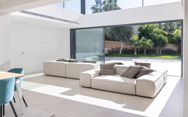 6 slaapkamer Villa te koop in Santa Ponsa, Calvià met zwembad garage - € 4.495.000 (Ref: 9592072)