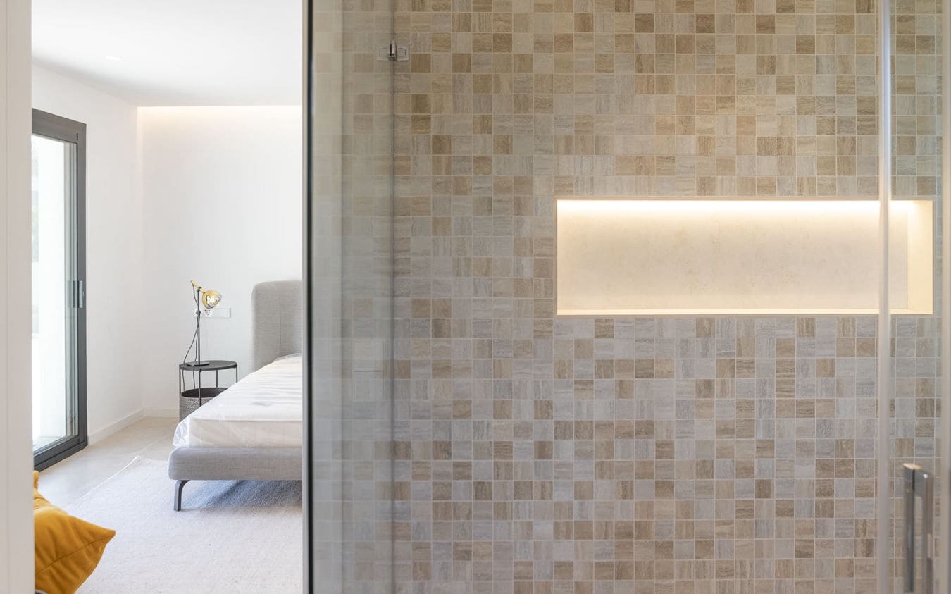 6 slaapkamer Villa te koop in Santa Ponsa met zwembad garage - € 4.495.000 (Ref: 9592072)