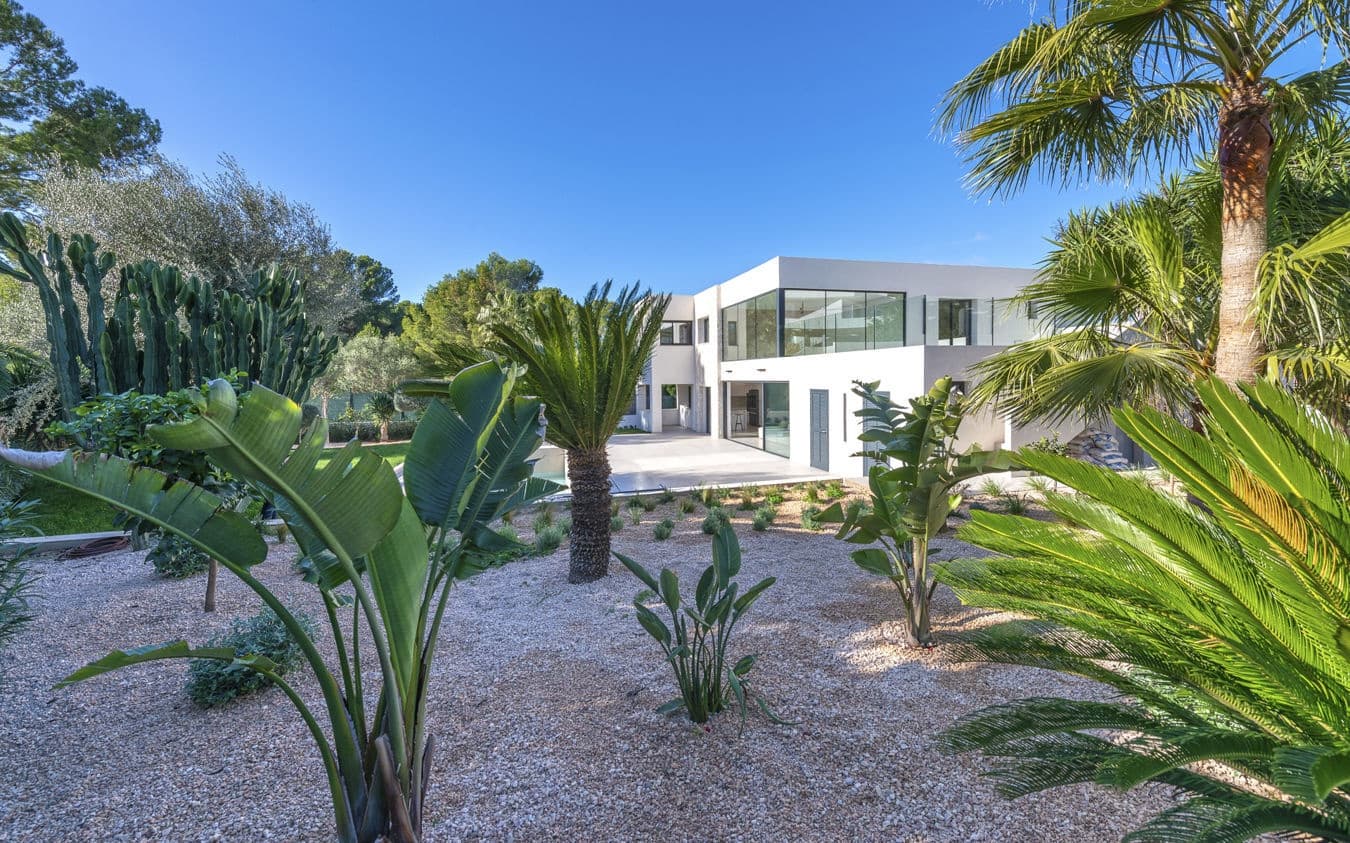 6 slaapkamer Villa te koop in Santa Ponsa met zwembad garage - € 4.495.000 (Ref: 9592072)