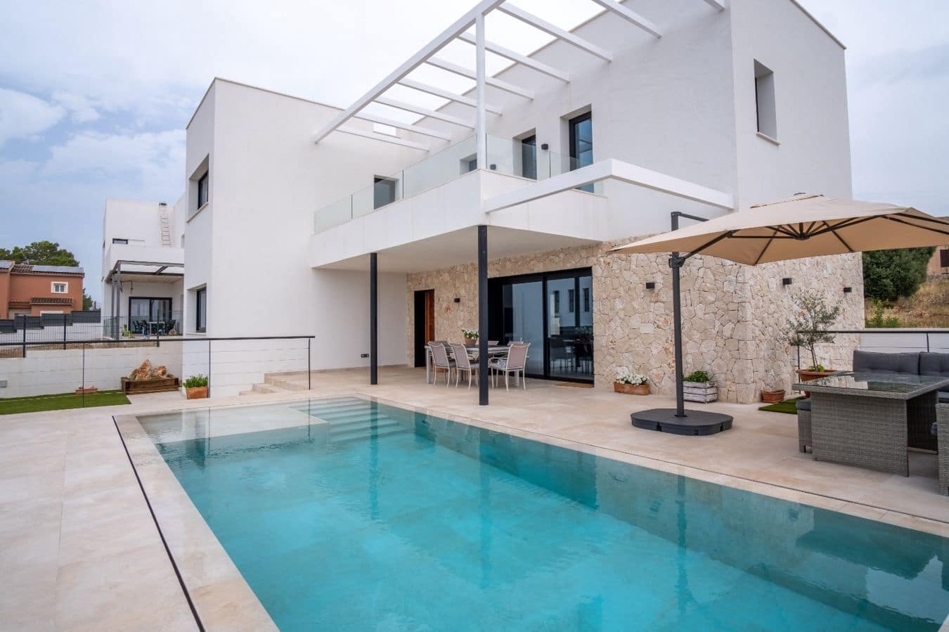 4 bedroom Villa for sale in Marratxi with pool garage - € 1,620,000 (Ref: 9592073)