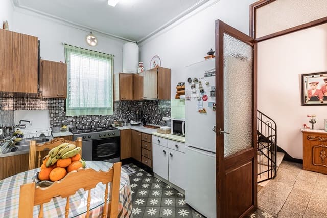 4 slaapkamer Rijtjeshuis te koop in Sóller - € 750.000 (Ref: 9596525)