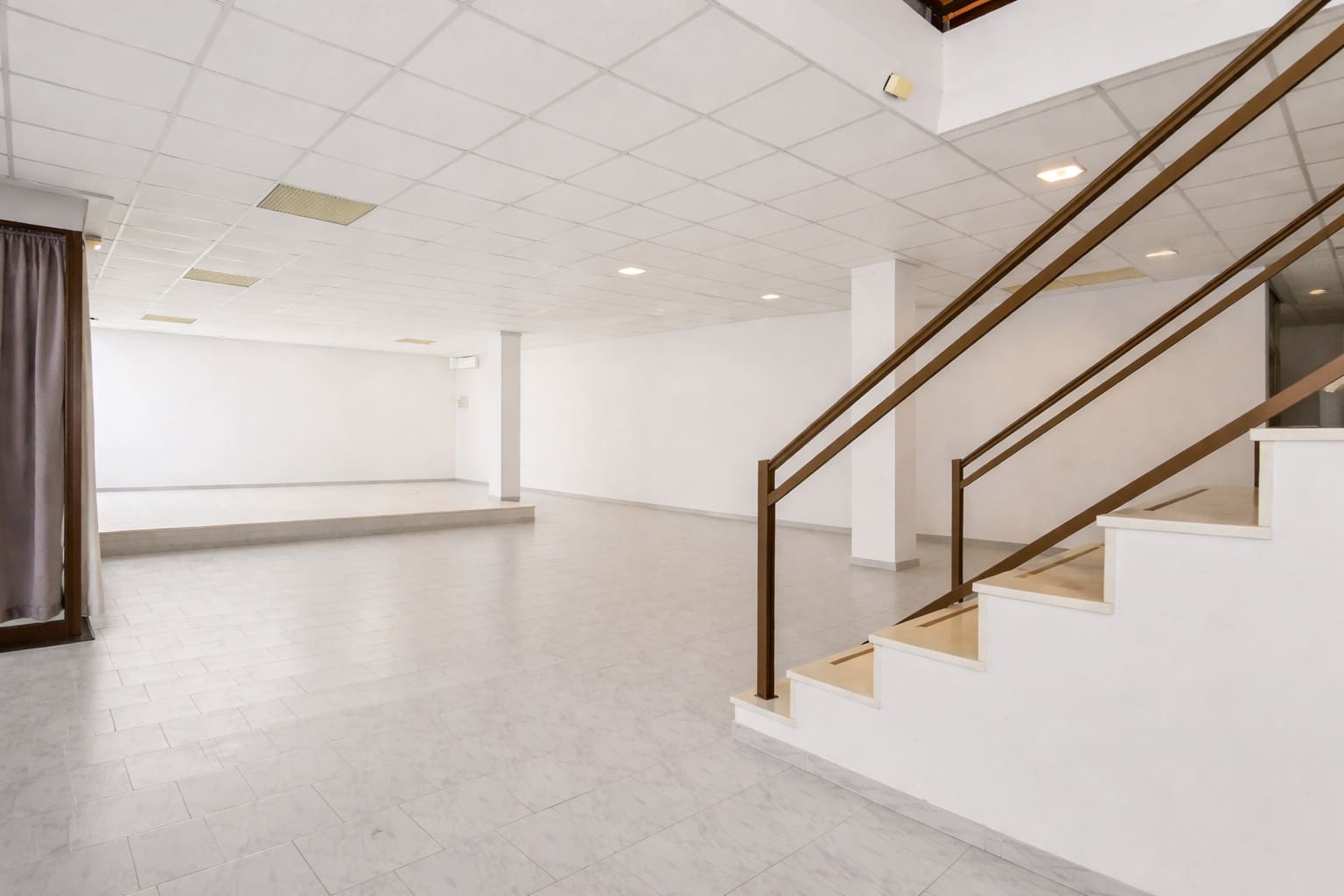 Biznes na sprzedaż w Son Servera z garażem - 1 090 000 € (Ref: 9596526)