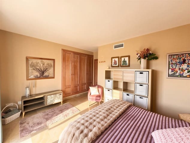 3 slaapkamer Penthouse te koop in Santa Ponsa, Calvià met zwembad garage - € 1.640.000 (Ref: 9596881)