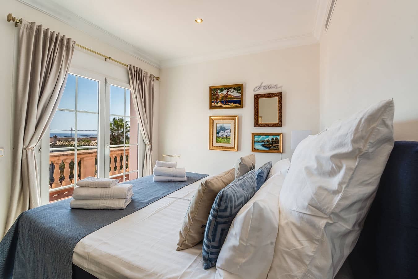 5 chambre Villa/Maison à vendre à Cala Pi avec piscine garage - 2 290 000 € (Ref: 9596882)