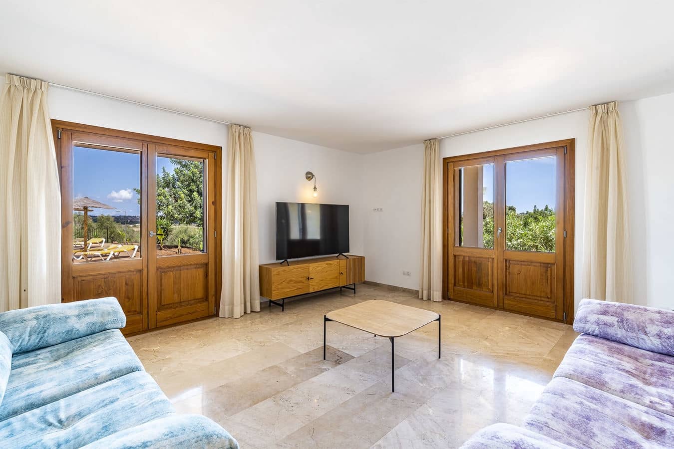 6 soveværelse Finca/Landehus til salg i Ariany med swimmingpool garage - € 3.000.000 (Ref: 9596883)