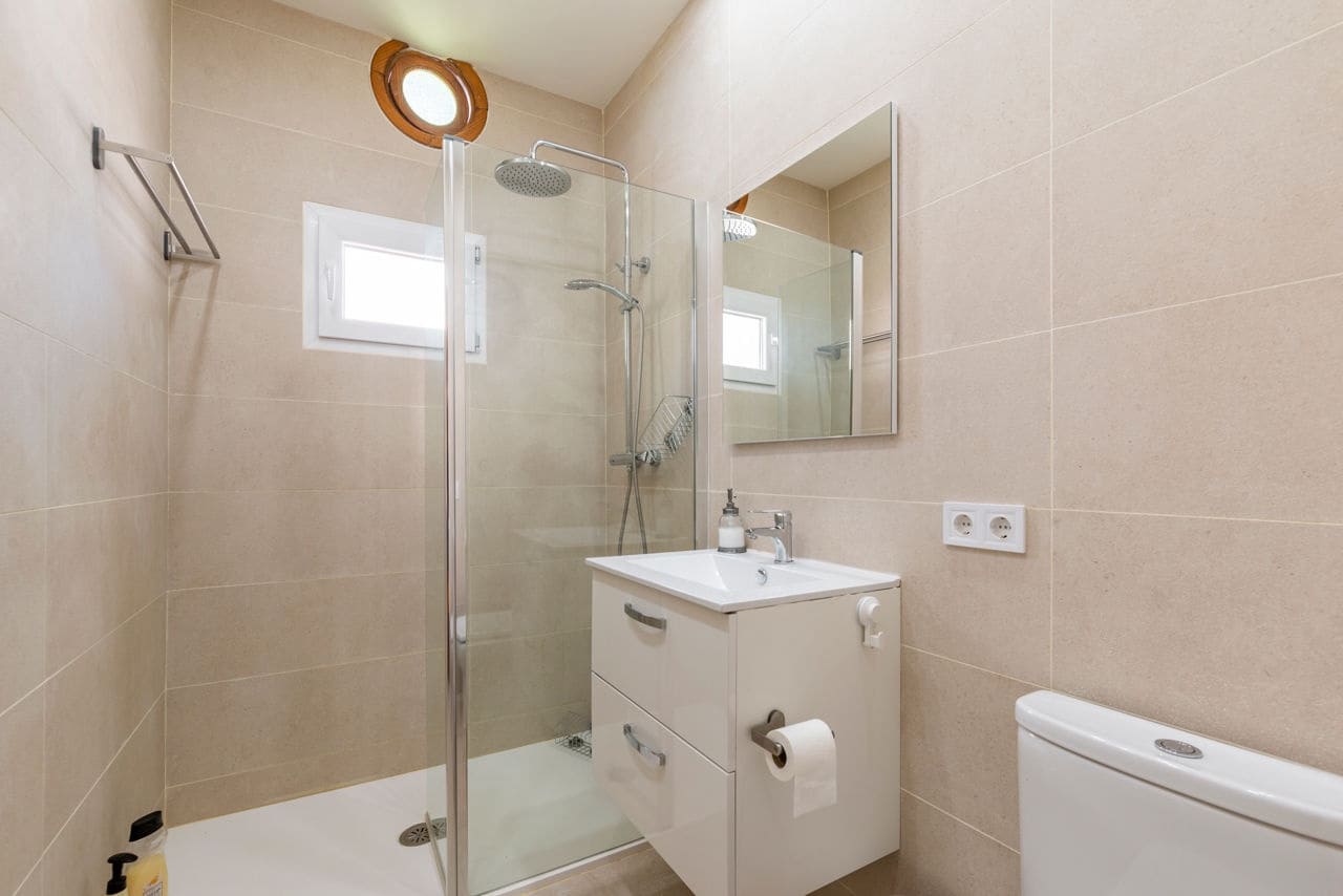 2 bedroom Villa for sale in Palma de Mallorca - € 1,900,000 (Ref: 9603323)