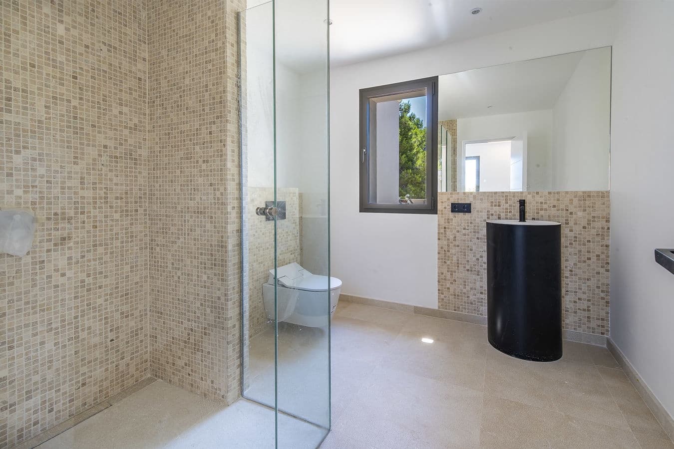 3 soverom Villa til salgs i El Toro / Port Adriano med svømmebasseng garasje - € 1 598 000 (Ref: 9603324)