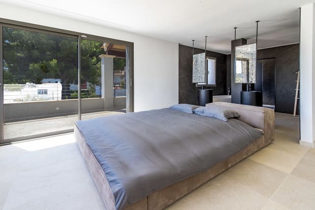 3 soverom Villa til salgs i El Toro / Port Adriano, Calvià med svømmebasseng garasje - € 1 598 000 (Ref: 9603324)