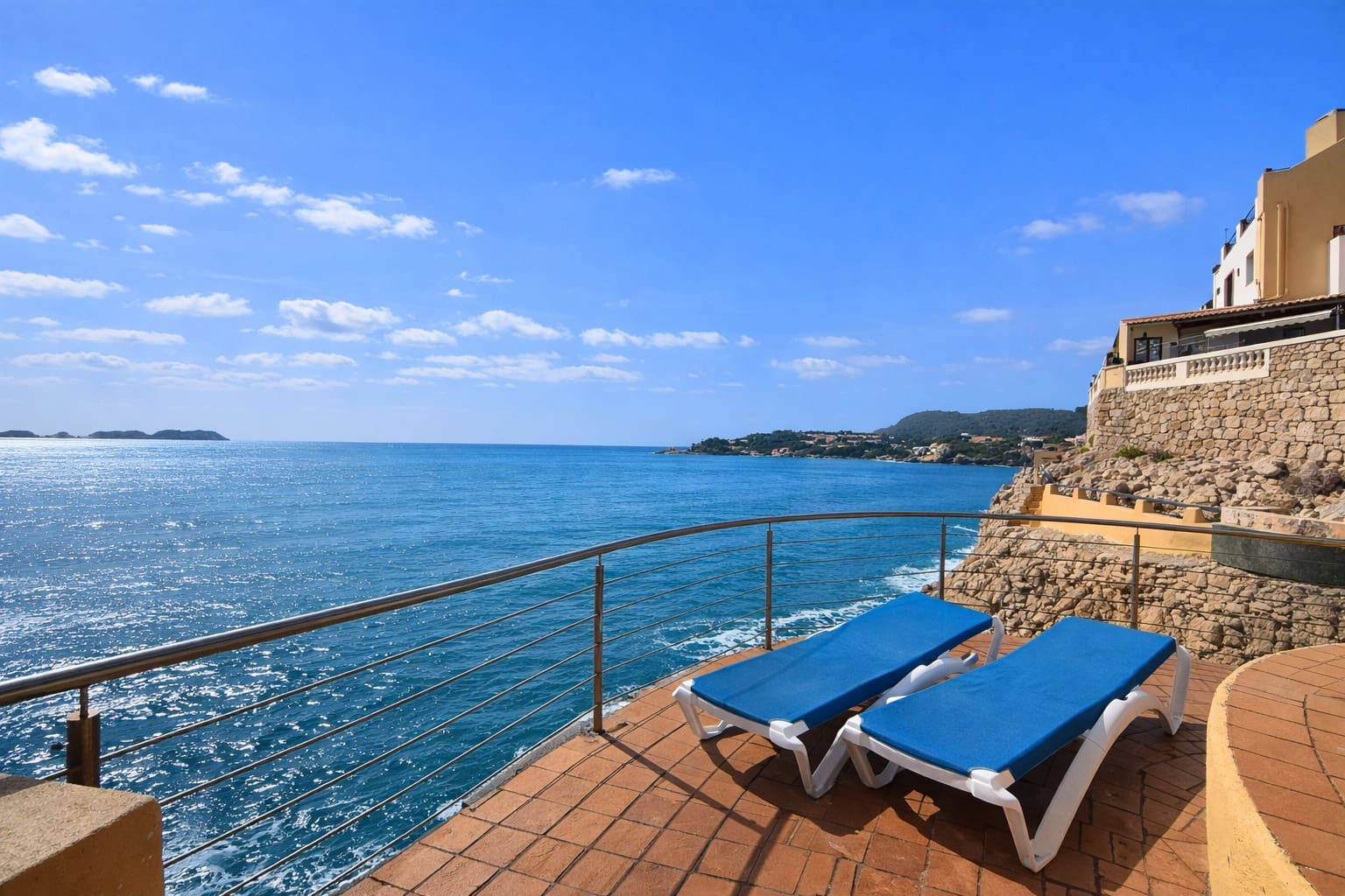 1 bedroom Apartment for sale in Peguera / Paguera with pool - € 790,000 (Ref: 9603327)