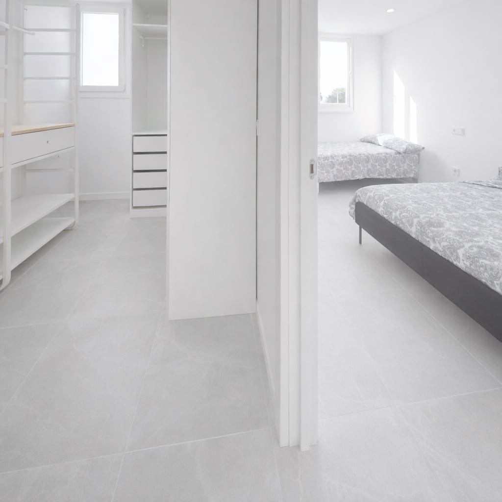 3 bedroom Villa for rent in Cala Millor with pool garage - € 4,000 (Ref: 9603448)