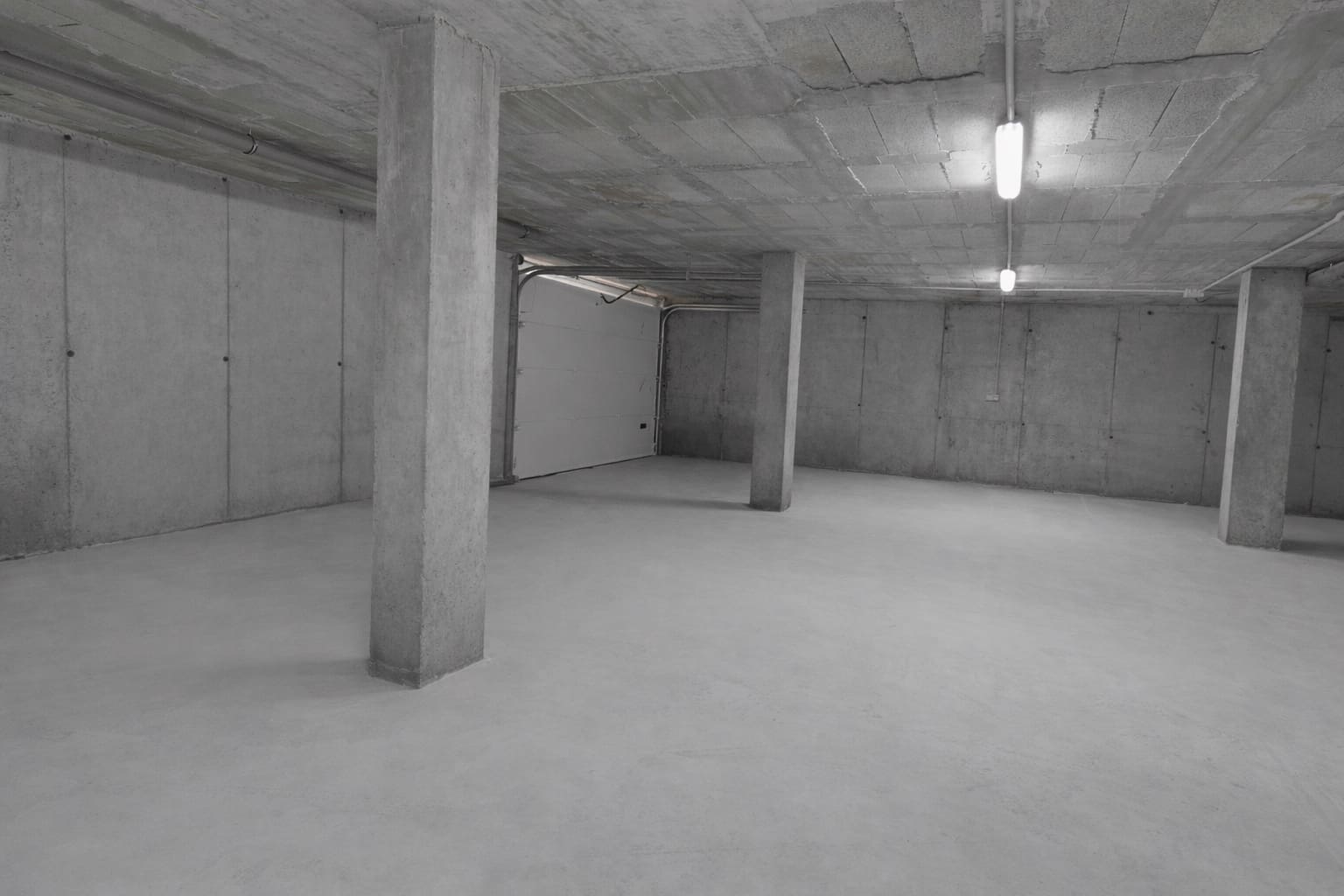 3 bedroom Villa for rent in Cala Millor with pool garage - € 4,000 (Ref: 9603448)