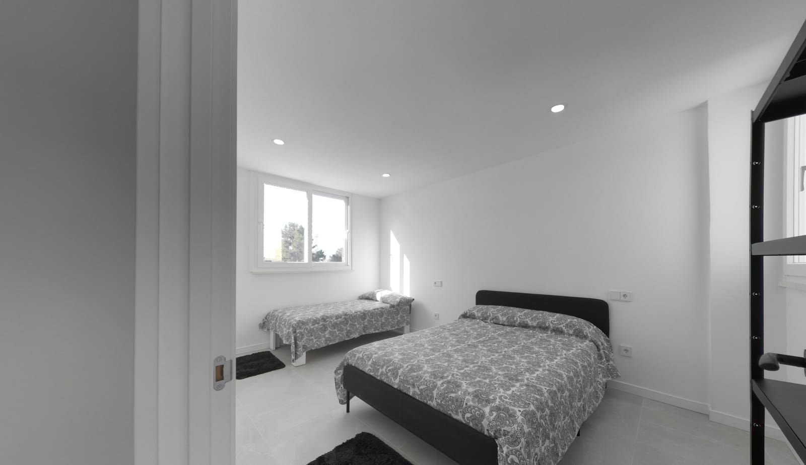 3 bedroom Villa for rent in Cala Millor with pool garage - € 4,000 (Ref: 9603448)