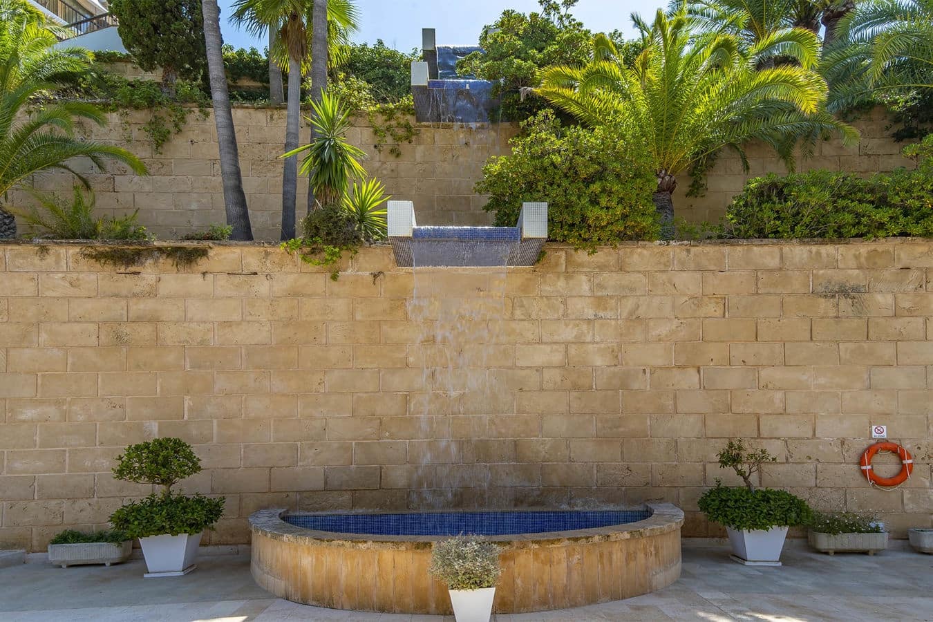 2 soverom Leilighet til salgs i Portals Nous med svømmebasseng - € 1 100 000 (Ref: 9606577)