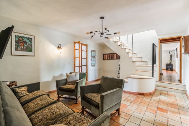 11 slaapkamer Finca/Landhuis te koop in Santa María del Camí met zwembad garage - € 2.369.300 (Ref: 9606578)