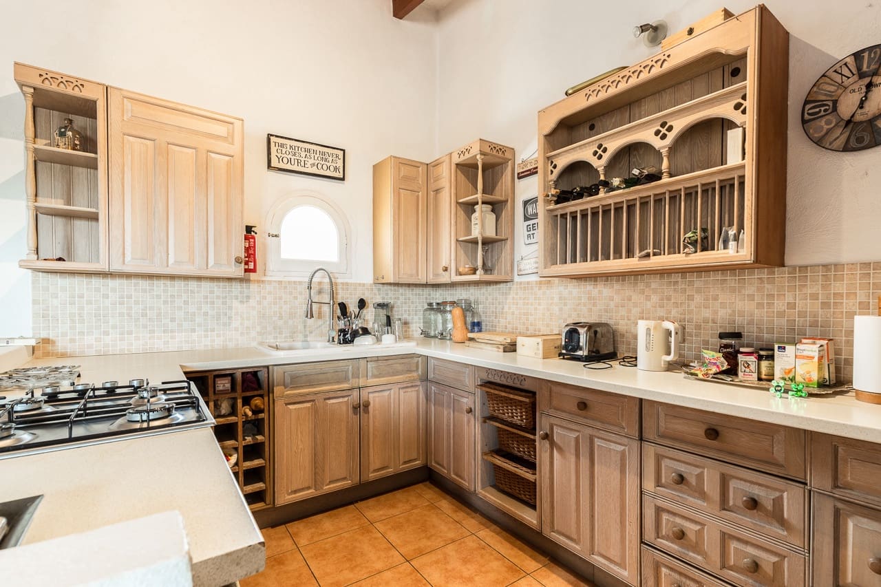 11 slaapkamer Finca/Landhuis te koop in Santa Maria del Cami met zwembad garage - € 2.369.300 (Ref: 9606578)