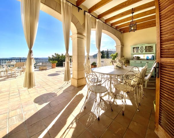 6 soveværelse Rækkehus til salg i Selva med swimmingpool - € 1.650.000 (Ref: 9606839)