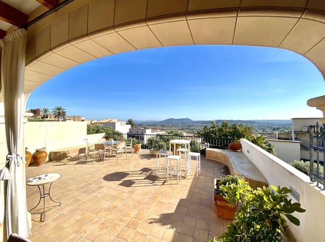 6 soveværelse Rækkehus til salg i Selva med swimmingpool - € 1.650.000 (Ref: 9606839)