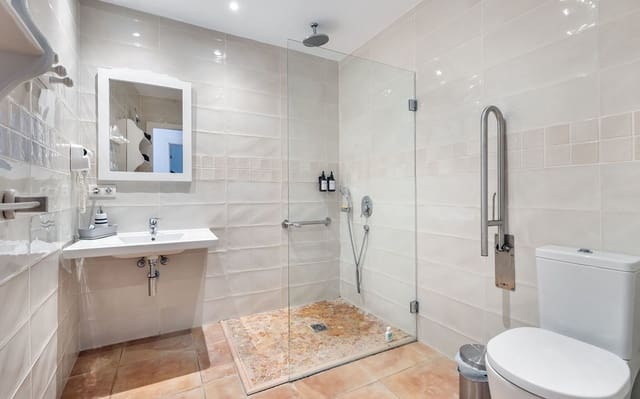 8 sovrum Kommersiell till salu i Sineu med pool - 1 260 000 € (Ref: 9609524)