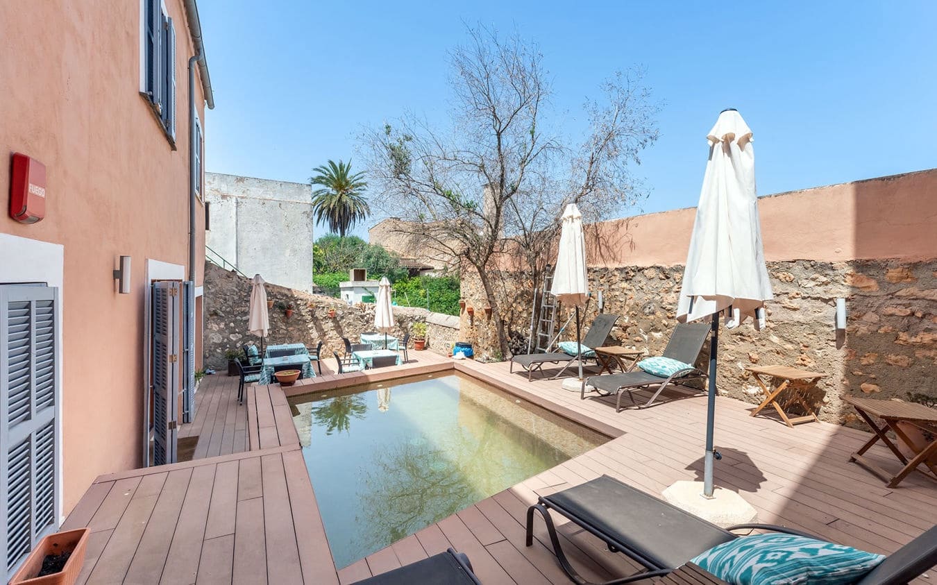 8 sovrum Kommersiell till salu i Sineu med pool - 1 260 000 € (Ref: 9609524)