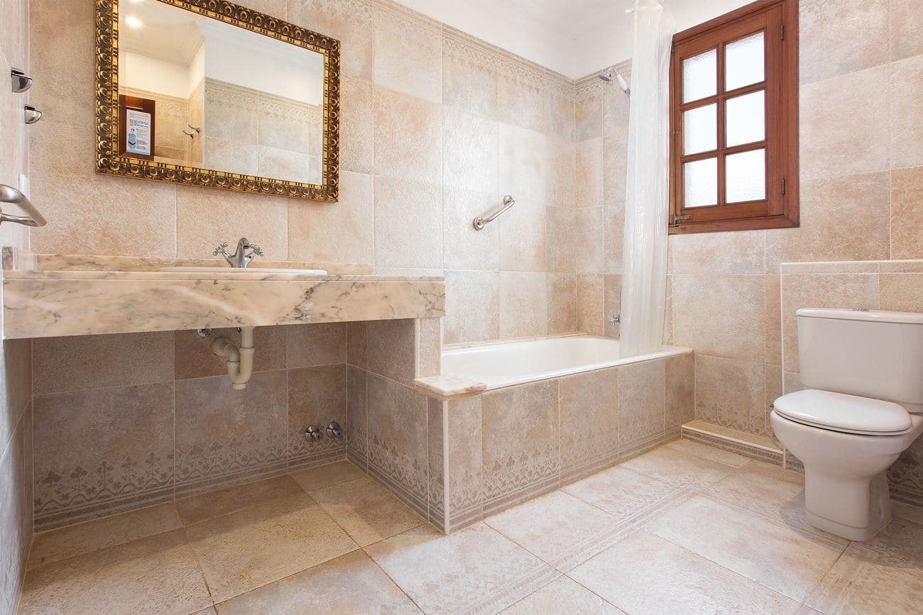 9 slaapkamer Finca/Landhuis te koop in Badia Gran met zwembad garage - € 4.500.000 (Ref: 9609527)