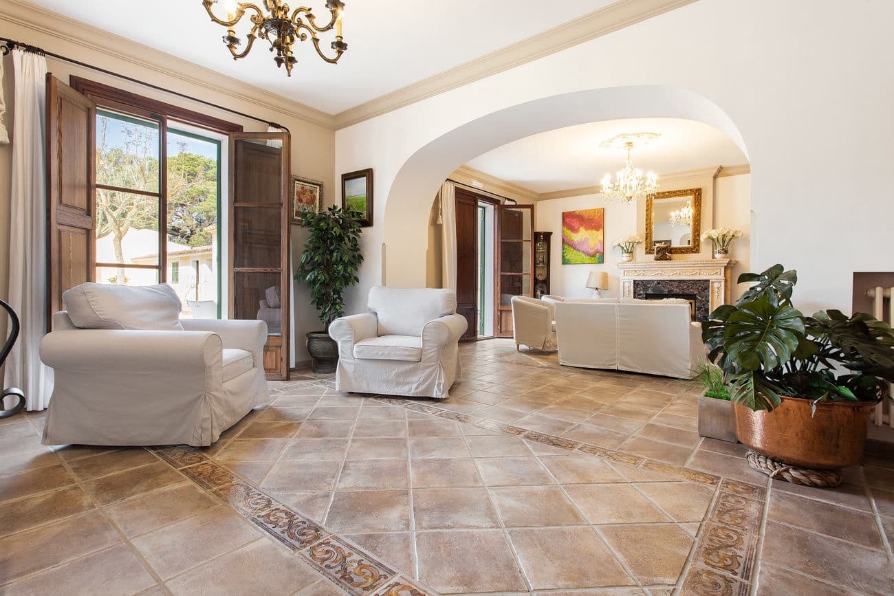 9 slaapkamer Finca/Landhuis te koop in Badia Gran met zwembad garage - € 4.500.000 (Ref: 9609527)