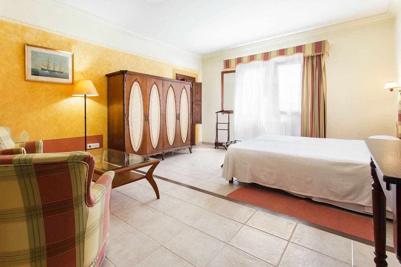 9 slaapkamer Finca/Landhuis te koop in Badia Gran met zwembad garage - € 4.500.000 (Ref: 9609527)