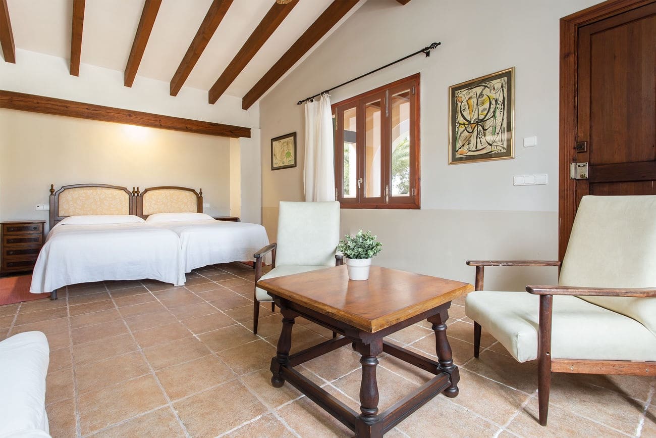 9 slaapkamer Finca/Landhuis te koop in Badia Gran met zwembad garage - € 4.500.000 (Ref: 9609527)