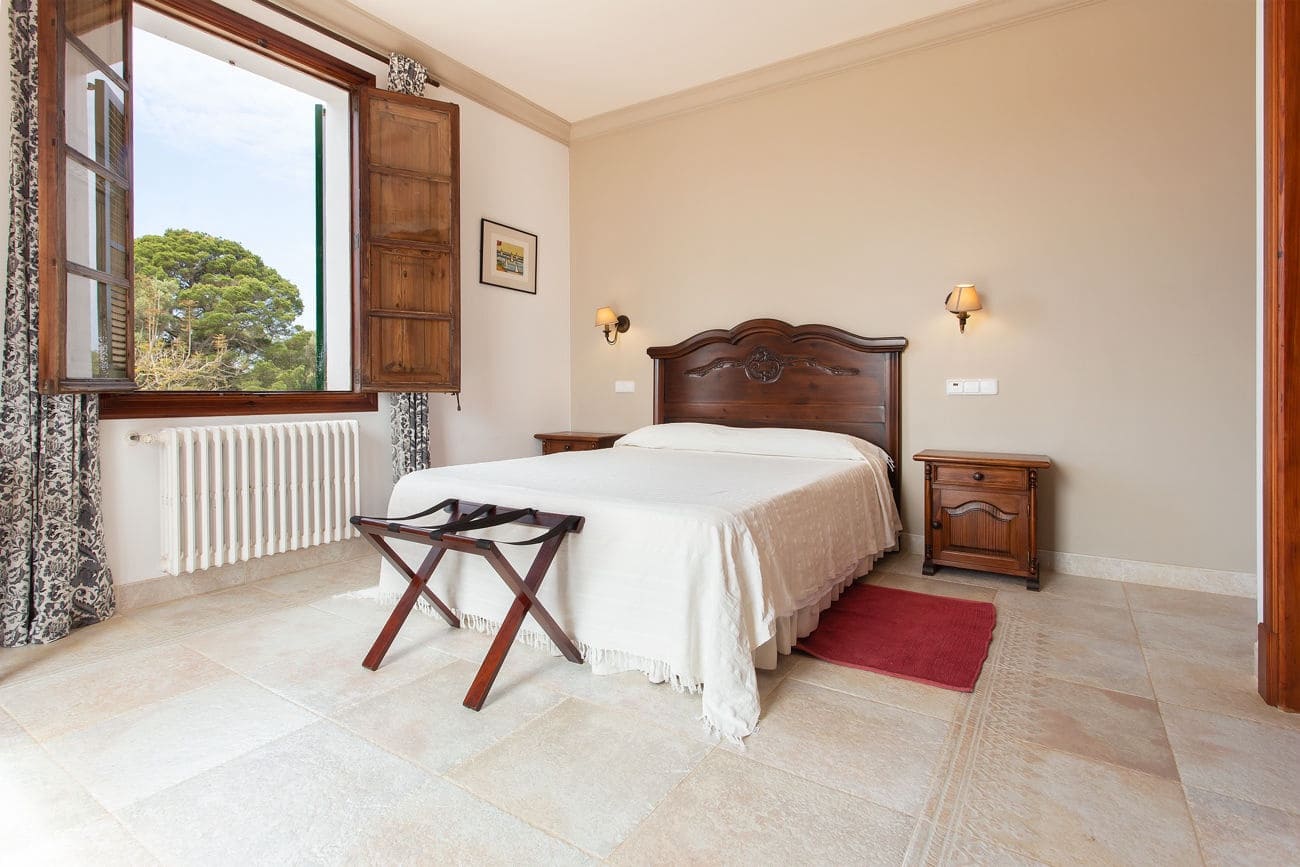 9 slaapkamer Finca/Landhuis te koop in Badia Gran met zwembad garage - € 4.500.000 (Ref: 9609527)