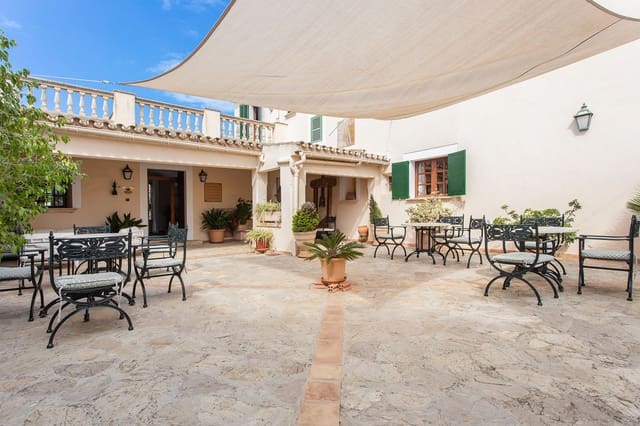 9 slaapkamer Finca/Landhuis te koop in Badia Gran, Llucmajor met zwembad garage - € 4.500.000 (Ref: 9609527)