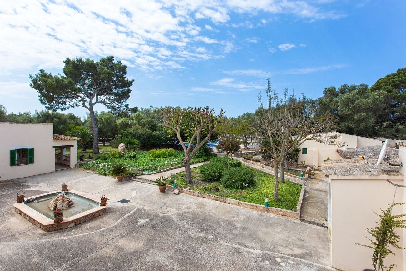 9 soverom Finca/Herregård til salgs i Badia Gran med svømmebasseng garasje - € 4 500 000 (Ref: 9609527)