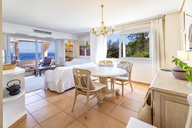 2 soverom Leilighet til salgs i Illetas, Calvià med svømmebasseng garasje - € 870 000 (Ref: 9609529)