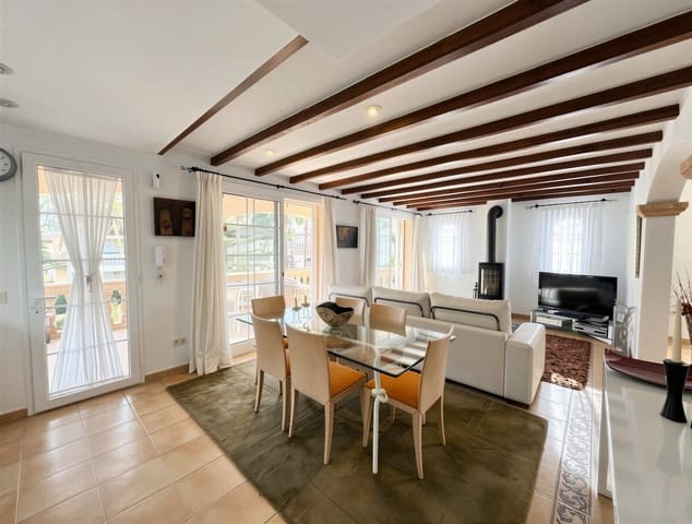 3 camera da letto Casa in vendita in Ca'n Picafort, Santa Margalida con piscina garage - 695.000 € (Rif: 9609532)