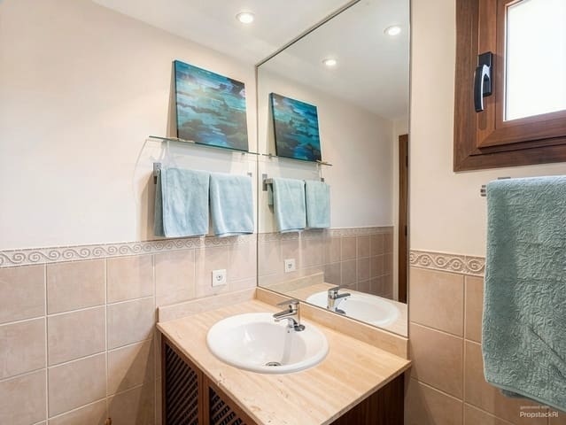 3 soveværelse Lejlighed til salg i Es Molinar / El Molinar, Palma de Mallorca med swimmingpool garage - € 895.000 (Ref: 9609941)