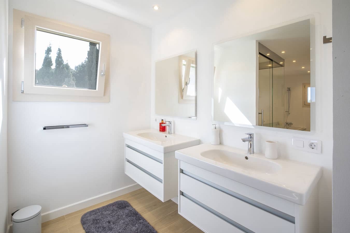 4 bedroom Villa for sale in Santa Ponsa with pool garage - € 3,175,000 (Ref: 9618088)