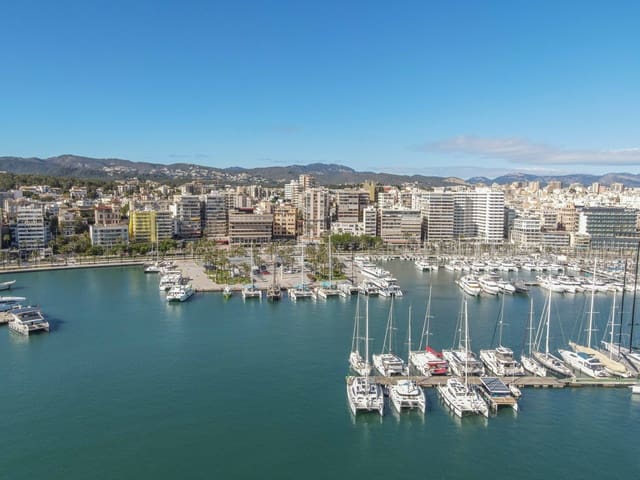 Apartamento de 3 habitaciones en Zona Portuaria, Palma de Mallorca en venta - 1.200.000 € (Ref: 9620608)