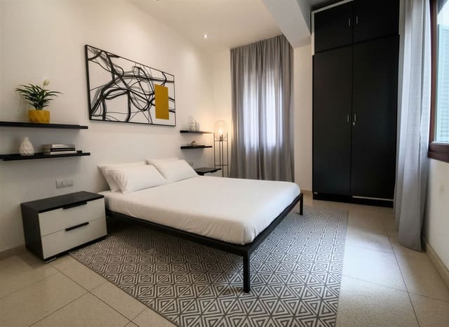 Apartamento de 4 habitaciones en Foners, Palma de Mallorca en venta - 396.000 € (Ref: 9620754)