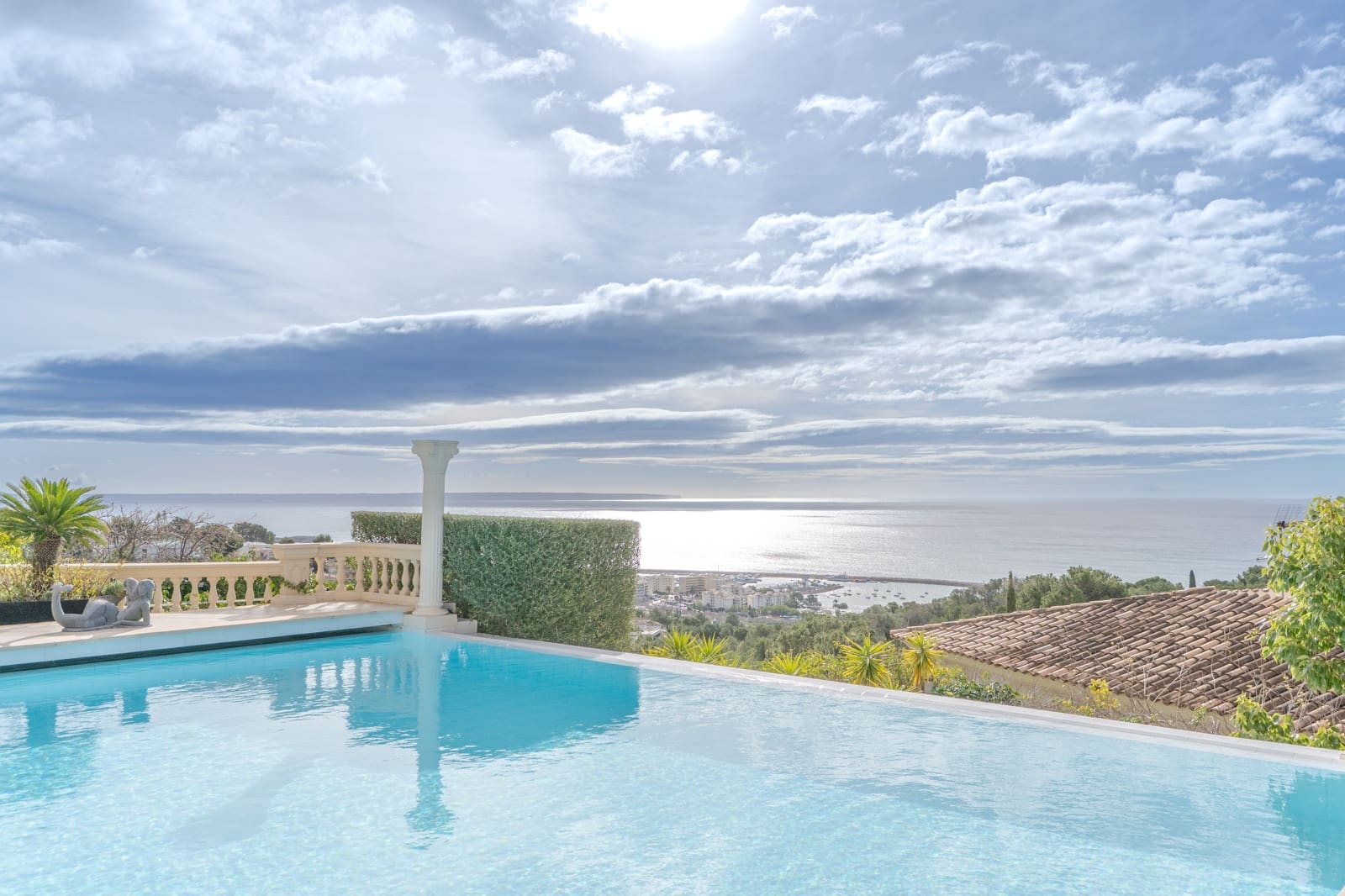 5 bedroom Villa for rent in Costa d'en Blanes with pool garage - € 20,000 (Ref: 9621996)