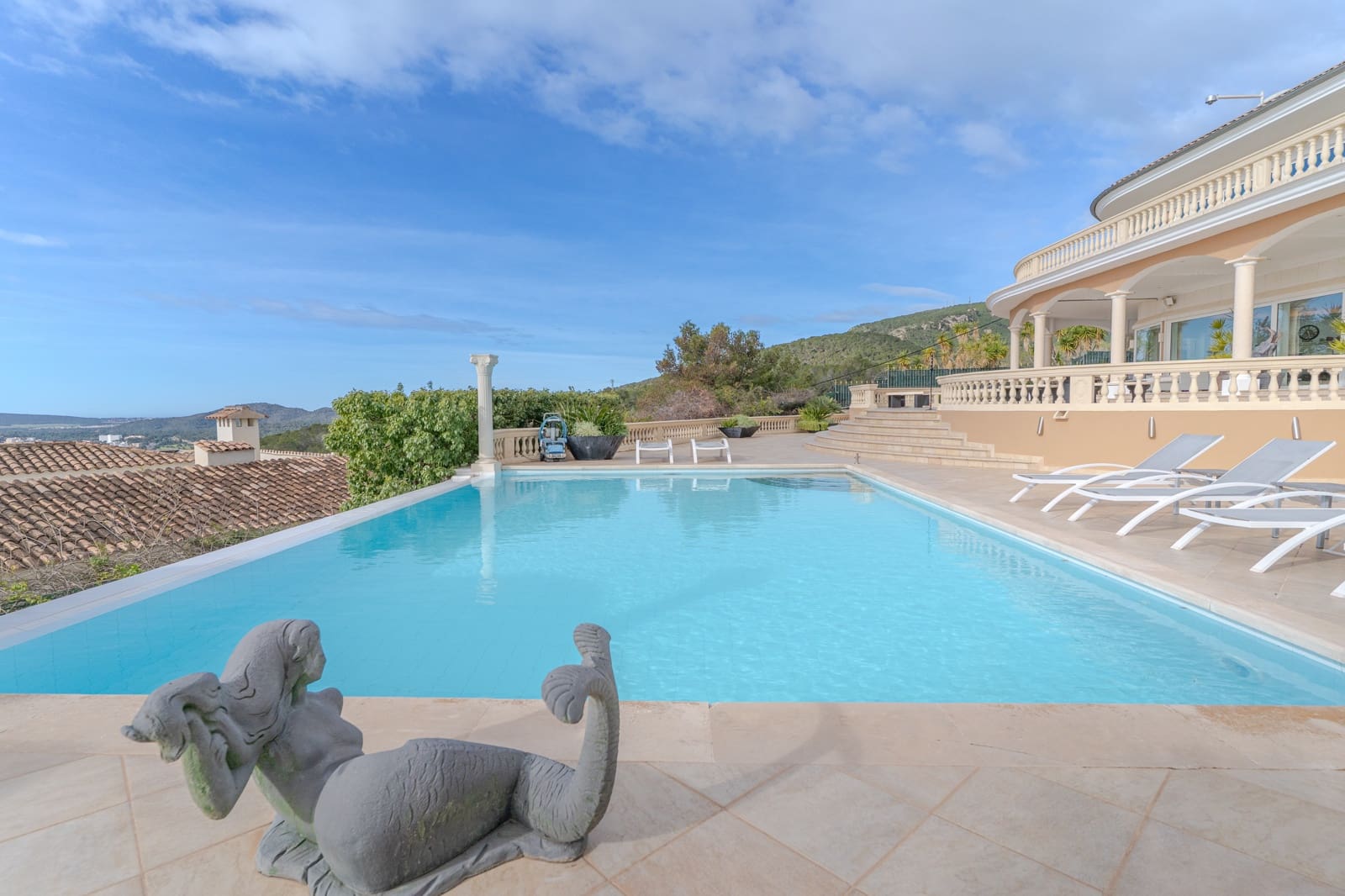 5 makuuhuone Huvila vuokrattavana paikassa Costa d'en Blanes mukana uima-altaan 
autotalli - 20 000 € (Ref: 9621996)